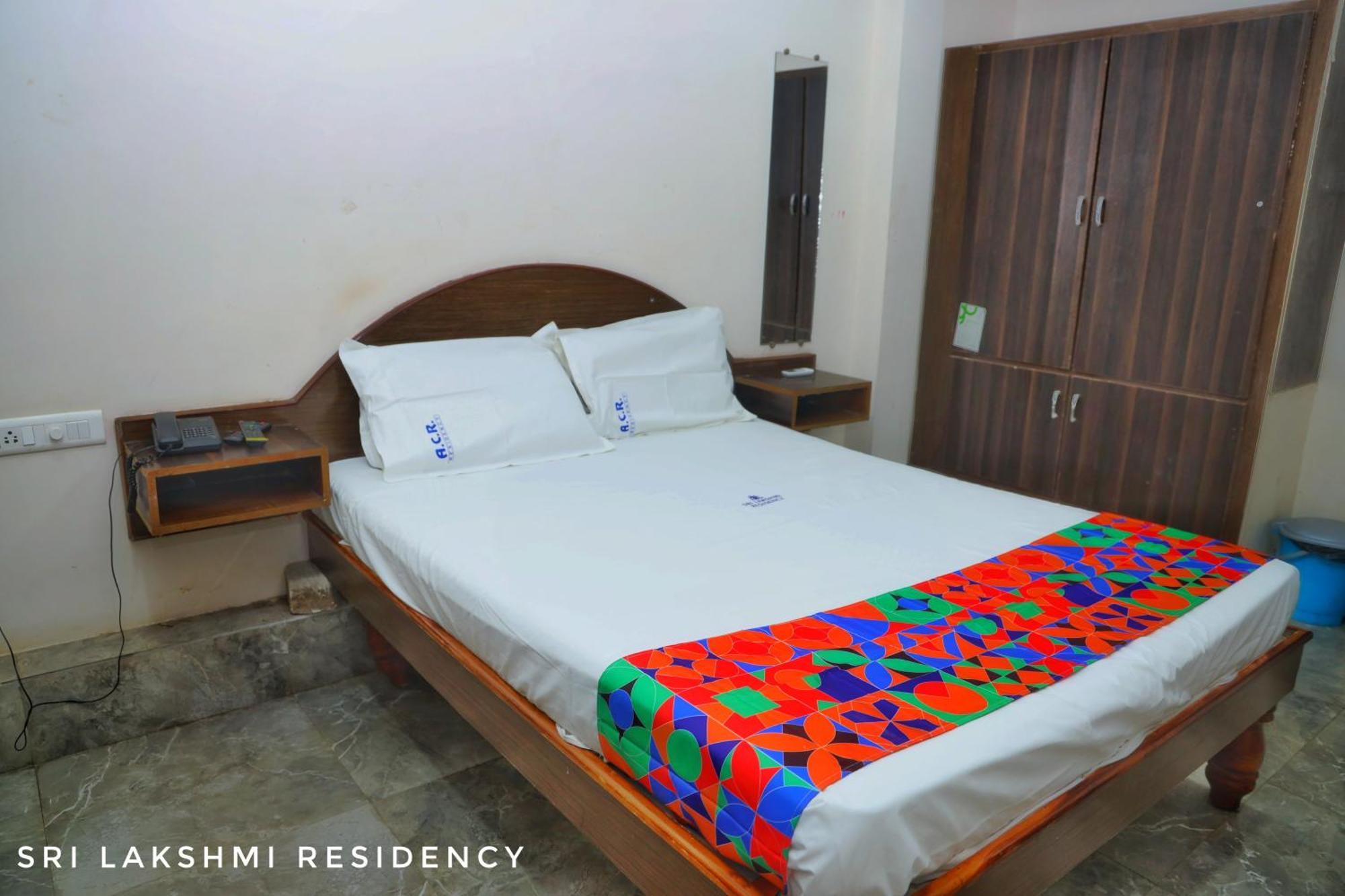 Sri Lakshmi Residency Hotel Tirupati Exterior foto