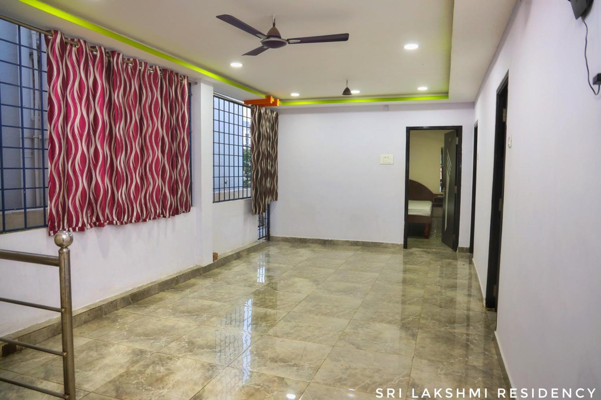 Sri Lakshmi Residency Hotel Tirupati Exterior foto