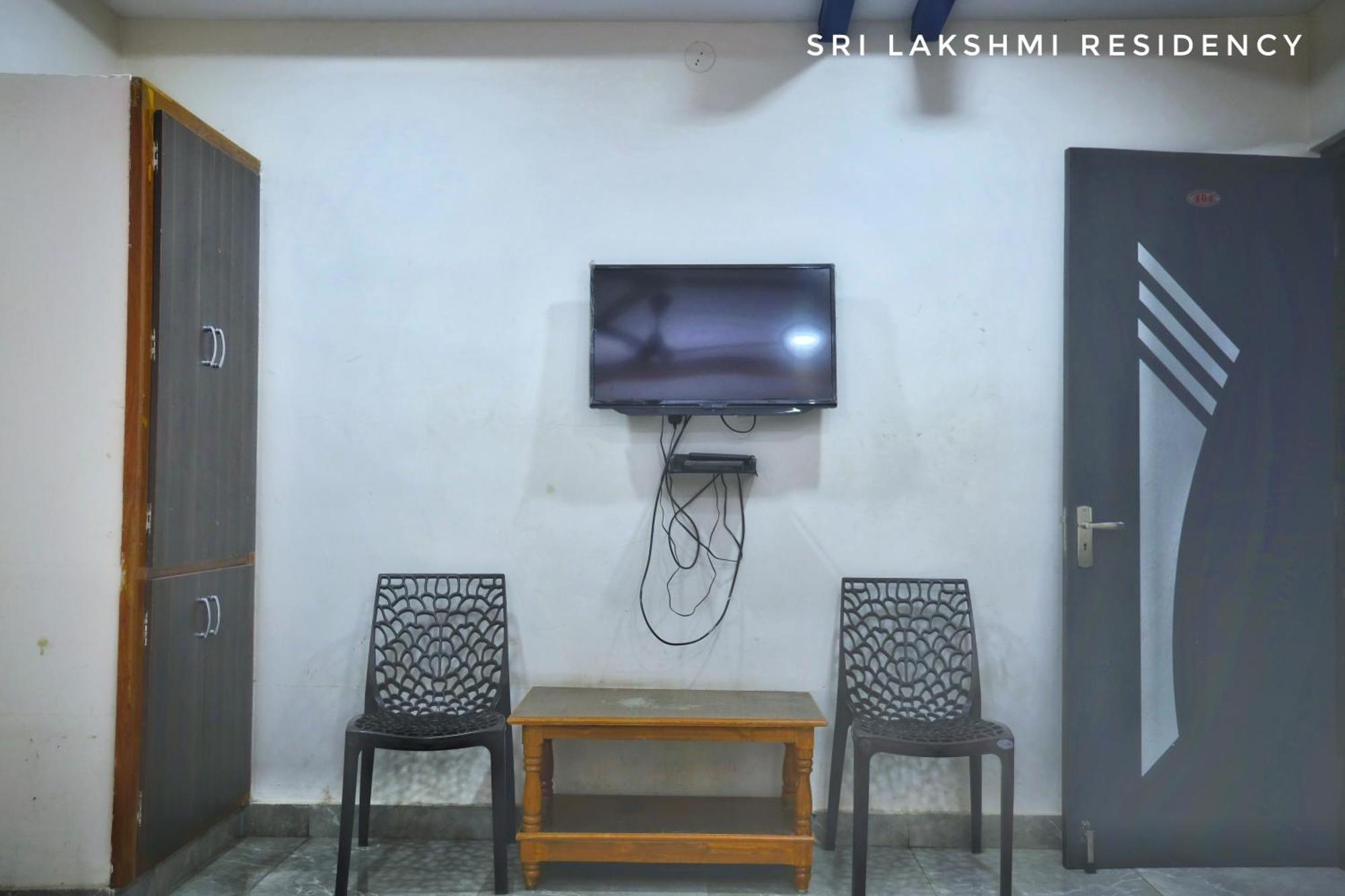 Sri Lakshmi Residency Hotel Tirupati Exterior foto